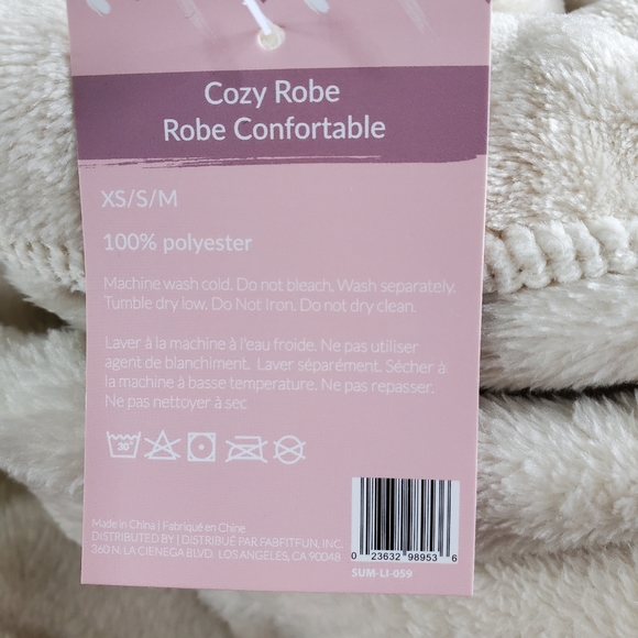 New with tags, women's xs/s/m robe - Picture 3 of 7